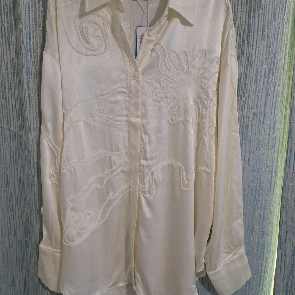 Urban Revivo Cream Embroidered Blouse